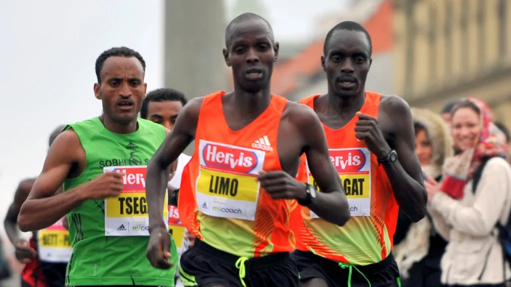 První tři běžci Pražského půlmaratonu