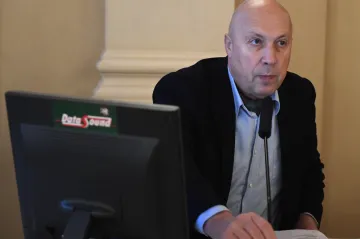 Volby smetly i známé pražské starosty. Lomecký v Praze 1 ztratil, Petrus v Praze 8 nebude ani zastupitel