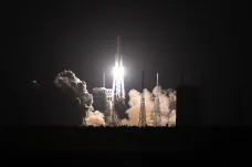 Čína úspěšně vypustila raketu Dlouhý pochod 5. Je nadějí, že se země stane vesmírnou velmocí