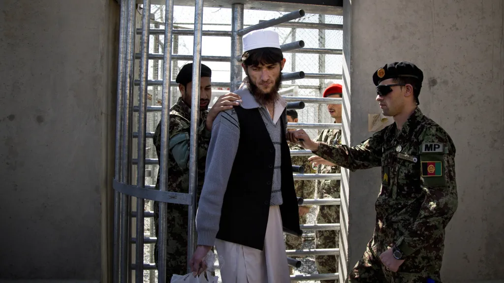 Afghánská věznice v Bagrámu