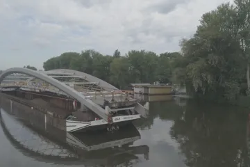 V Nymburce roste nová lávka přes Labe. Vydrží až sto let