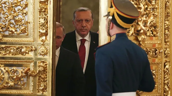Putin a Erdogan při schůzce v Kremlu