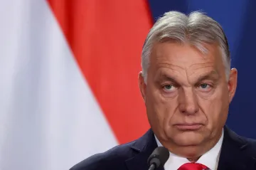 Orbánova vláda čelí obvinění z nelegálních dotací pro provládní média, píší FT