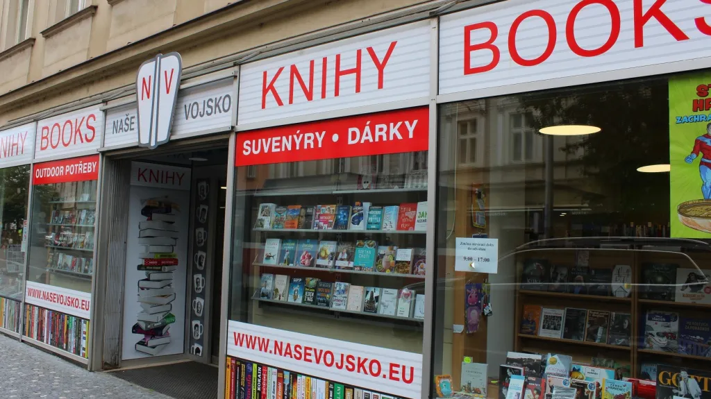 Pražská prodejna nakladatelství Naše vojsko