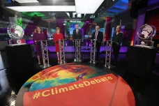 Johnson a Farage nepřišli debatovat o klimatu. Ve studiu místo nich tály ledové zeměkoule