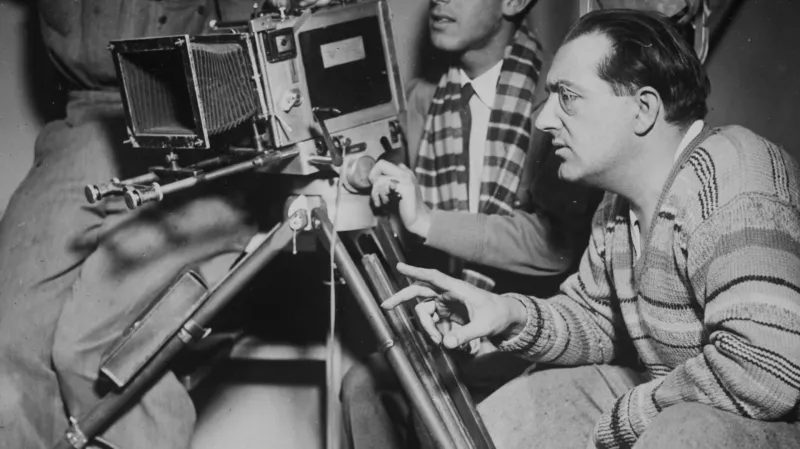 Od Caligariho k Hitlerovi