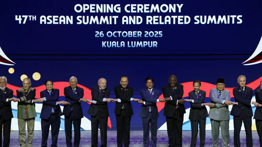 Zahajovací ceremoniál 47. summitu ASEAN a souvisejících summitů v malajském hlavním městě Kuala Lumpur (26. října 2025)