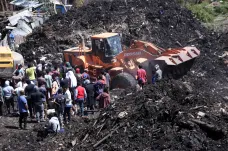 Při sesuvu odpadků v Addis Abebě zemřelo 46 lidí