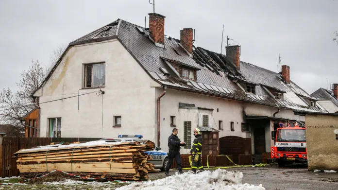 Události: Požár domu ve Vendryni si vyžádal tři mrtvé