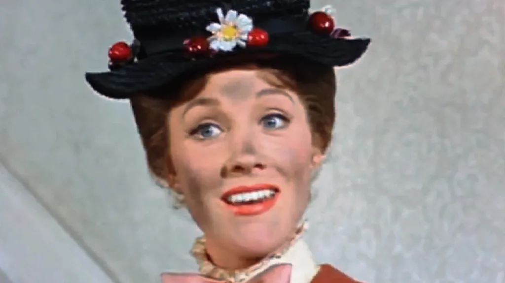 Mary Poppinsová ve filmu se začerněným obličejem