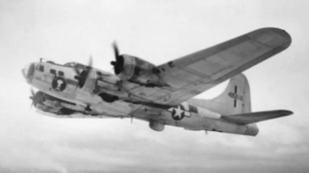 Bombardér B 17