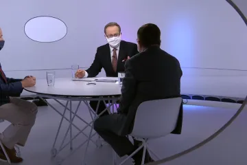 Pokud nebudeme dodržovat základní opatření, žádné rozvolňování nebude, varoval Prymula