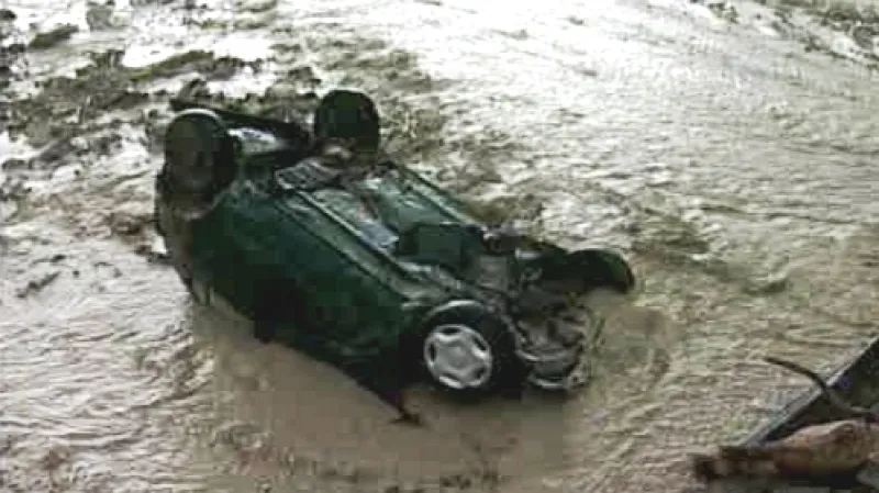 Následky sesuvů půdy