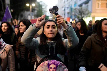 Turecká volební komise nezruší výsledky referenda. Opozice zvažuje, že se obrátí na soud