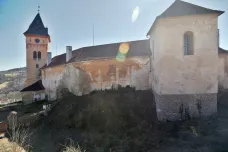 Na zámku Vimperk začaly opravy míst v havarijním stavu, budou stát sto milionů