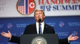 Brífink Donalda Trumpa po jednání s Kim Čong-unem