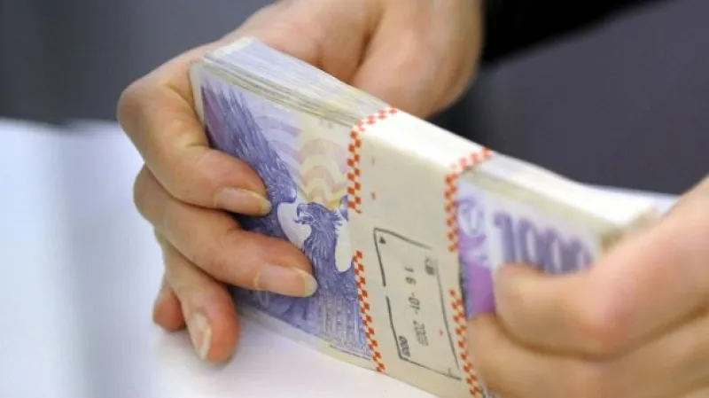 Prezident Miloš Zeman začal splácet státní dluh