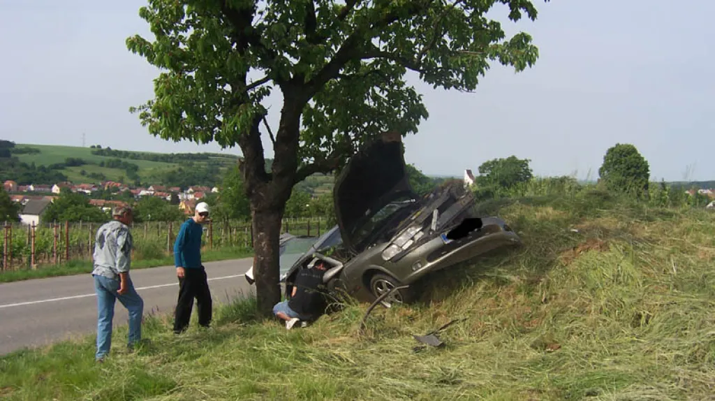Havarovaný Opel Vectra