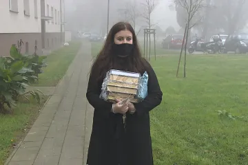 Některé knihovny organizují první pomoc pro čtenáře. Nabízejí dovoz knih až domů