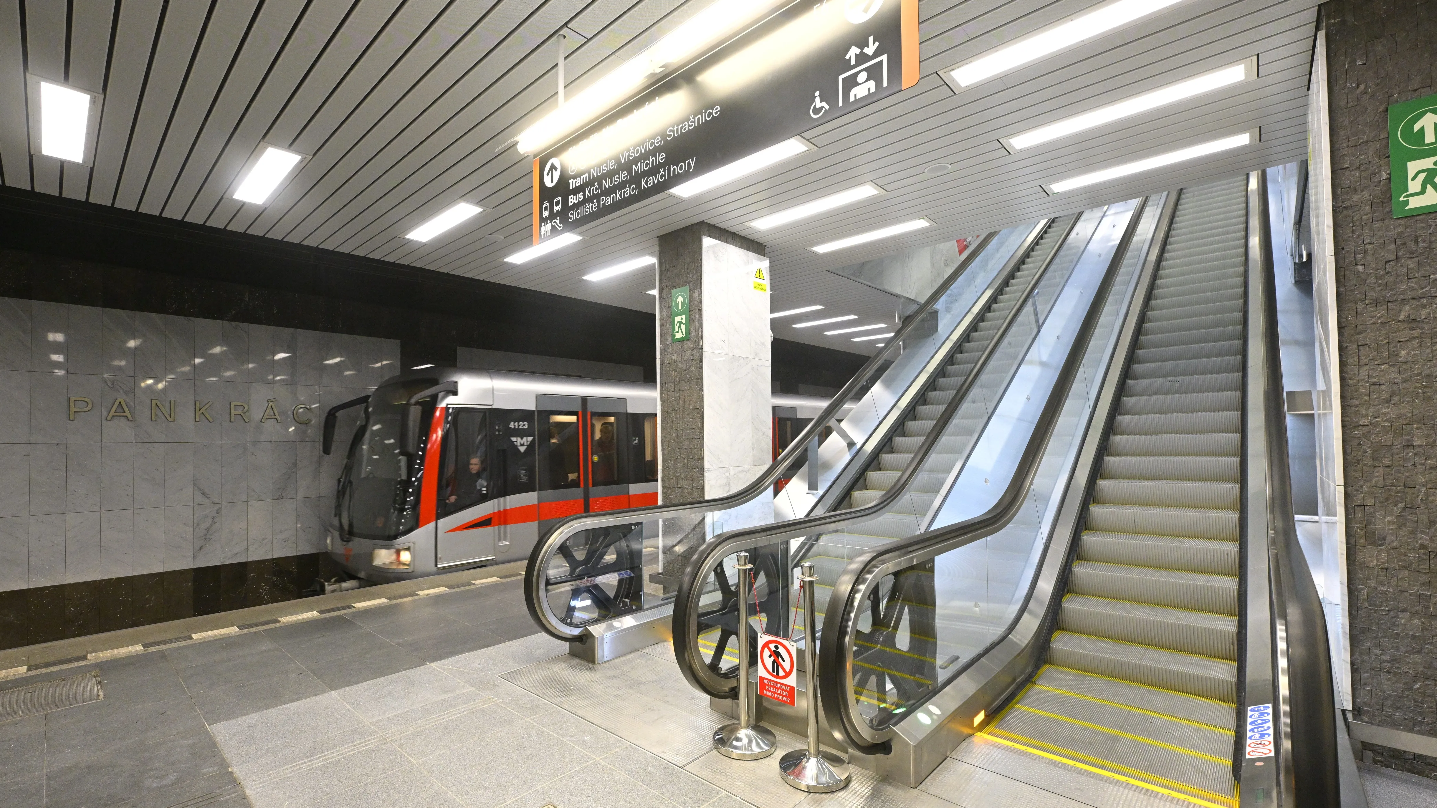 Cestující znovu mohou využívat stanici metra C Pankrác