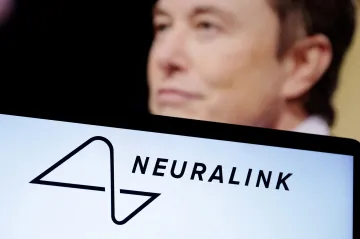 Muskův Neuralink dostal povolení testovat mozkové čipy na lidech