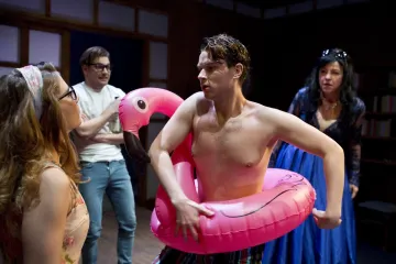 Musí mít život happy end? Slovácké divadlo prožívá Kosmické jaro