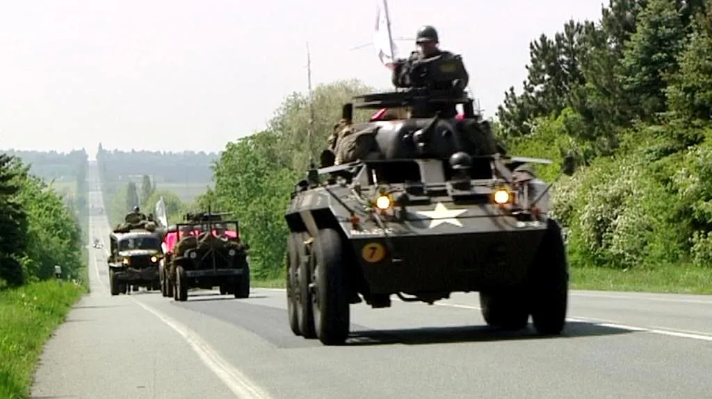 Fanoušci historie si připomněli konvoj do Velichovek