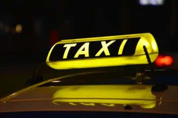 Taxikářů přibývá. Pro ty zahraniční platí nová pravidla