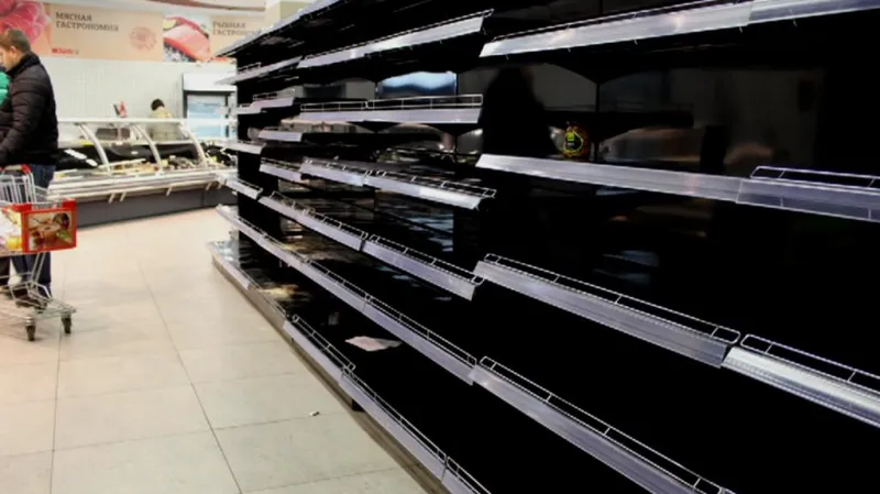 Prázdné regály v Rusku