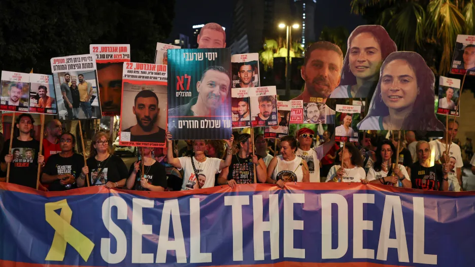 Protivládní demonstrace v Tel Avivu