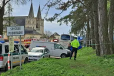 Na východě Slovenska se rozjel zaparkovaný autobus a srazil několik lidí, tři dívky zahynuly