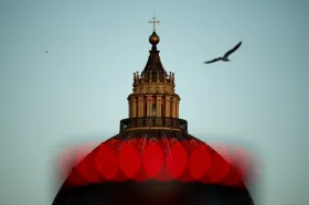 Extra omnes. Začíná volba papeže