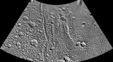 Saturnův měsíc Dione