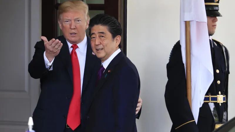 Šinzó Abe přijel do Bílého domu