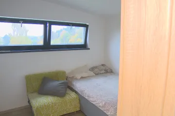 Ubytovny či penziony dostanou vyšší příspěvek na ubytování uprchlíků