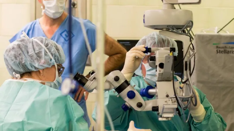 Operace oka novou metodou