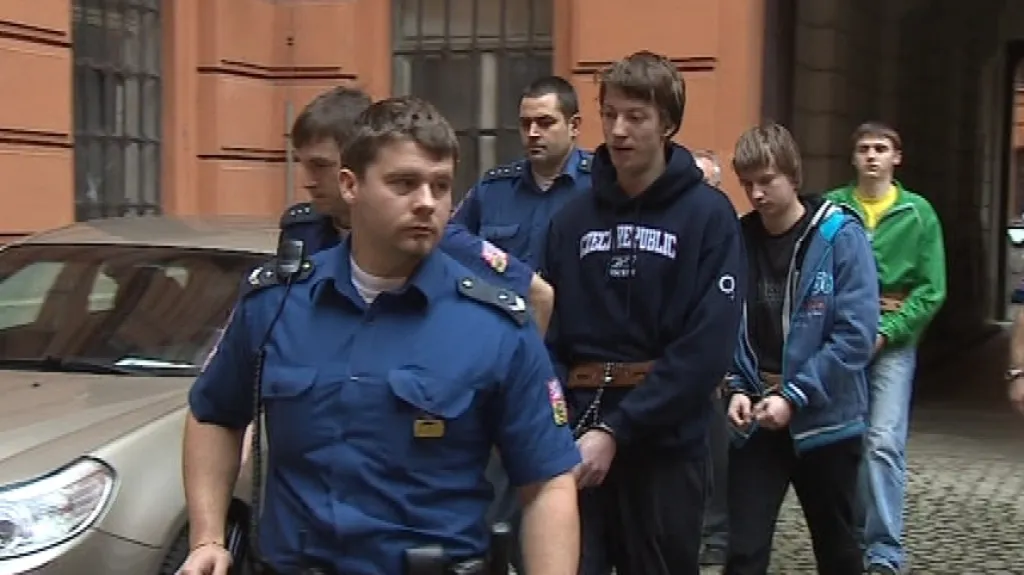 Trojice podezřelých z vraždy jihlavské školačky