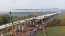 Události: Pokračují stavby dálnic