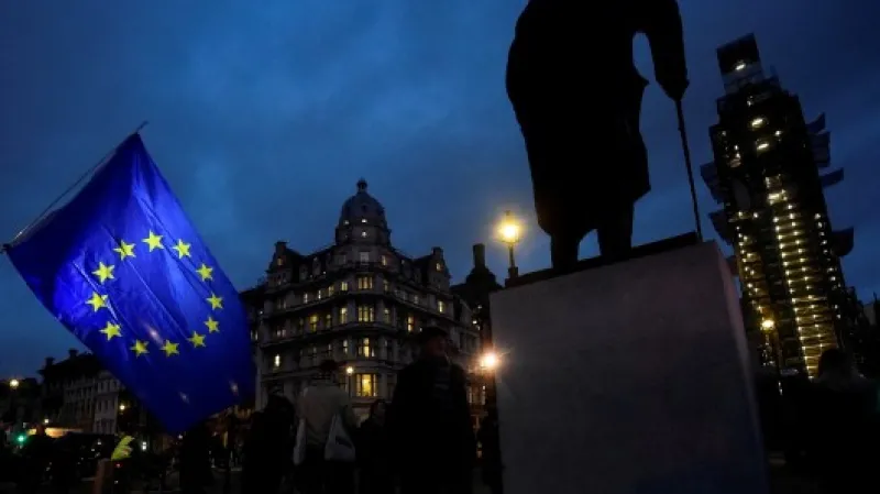 Rozhodnutí pod dohledem Winstona Churchilla. Výsledek hlasování podle všeho ovlivní život Britů na dlouhé dekády,  Autor: Clodagh Kilcoyne,  Zdroj: Reuters