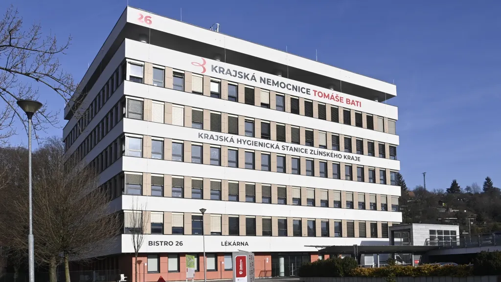 Areál Krajské nemocnice Tomáše Bati ve Zlíně, kde sídlí Krajská hygienická stanice Zlínského kraje (snímek z 11. ledna 2023)