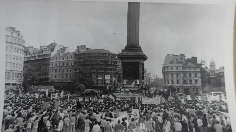 Protest proti invazi na Trafalgarském náměstí v roce 1978
