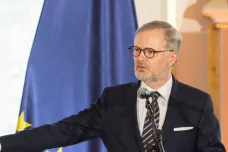 Premiér chce silnou pozici pro českého eurokomisaře. Piráti a STAN se přou o nominaci