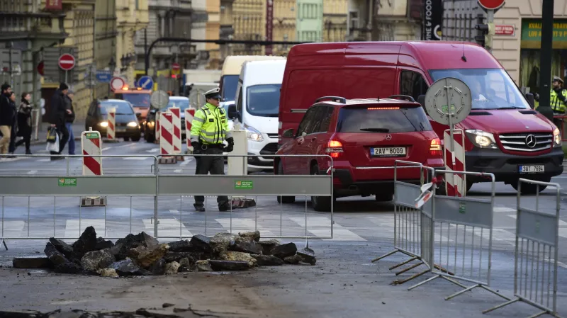 Uzavírka v Sokolské ulici