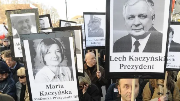 Poláci si připomínají 5 let od Smolensku