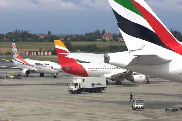 Letiště Praha hlásí méně zpožděných letů. Průměrná doba zpoždění klesla na 20 minut