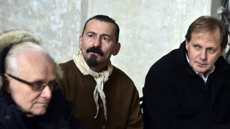 Natáčení filmu Rašín: režisér Jiří Svoboda, herec Ondřej Vetchý a generální ředitel ČT Petr Dvořák