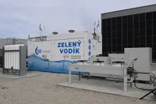 V Napajedlech funguje první průmyslový elektrolyzér na výrobu zeleného vodíku v Česku