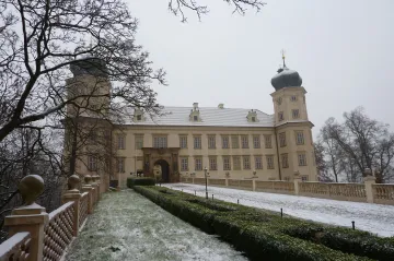 AVÍZO: Zámek v Mníšku na Nový rok a během prvního víkendu v lednu
