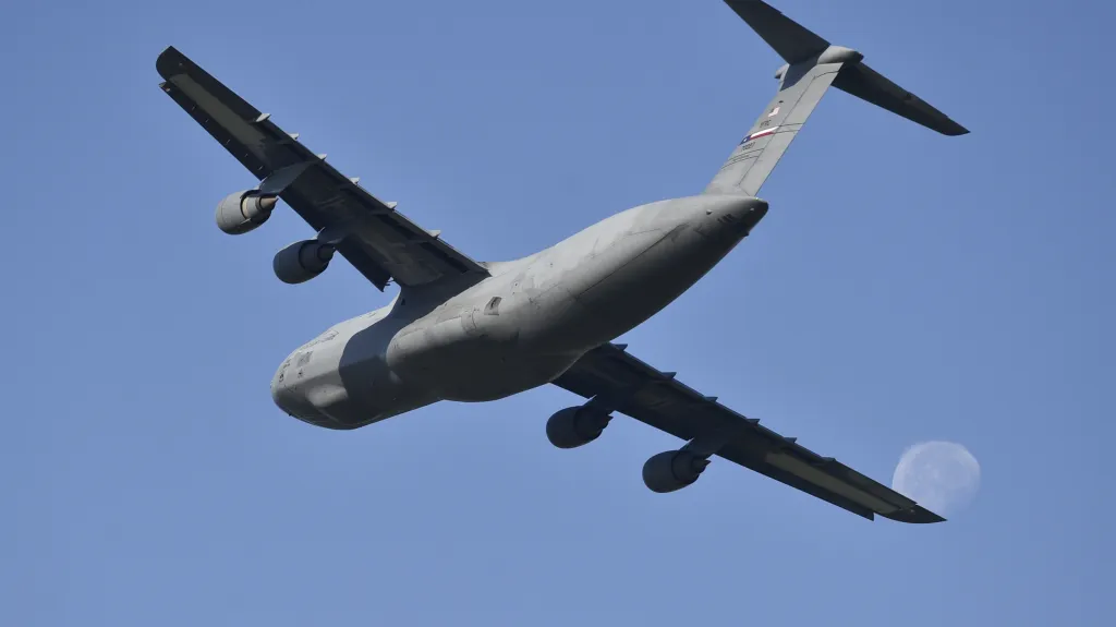 V Mošnově přistál americký transportní letoun C-5M Super Galaxy