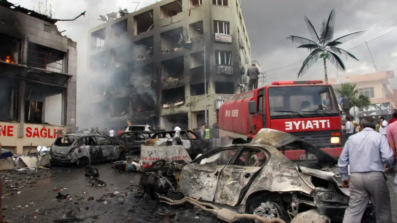 Následky exploze v tureckém Reyhanli